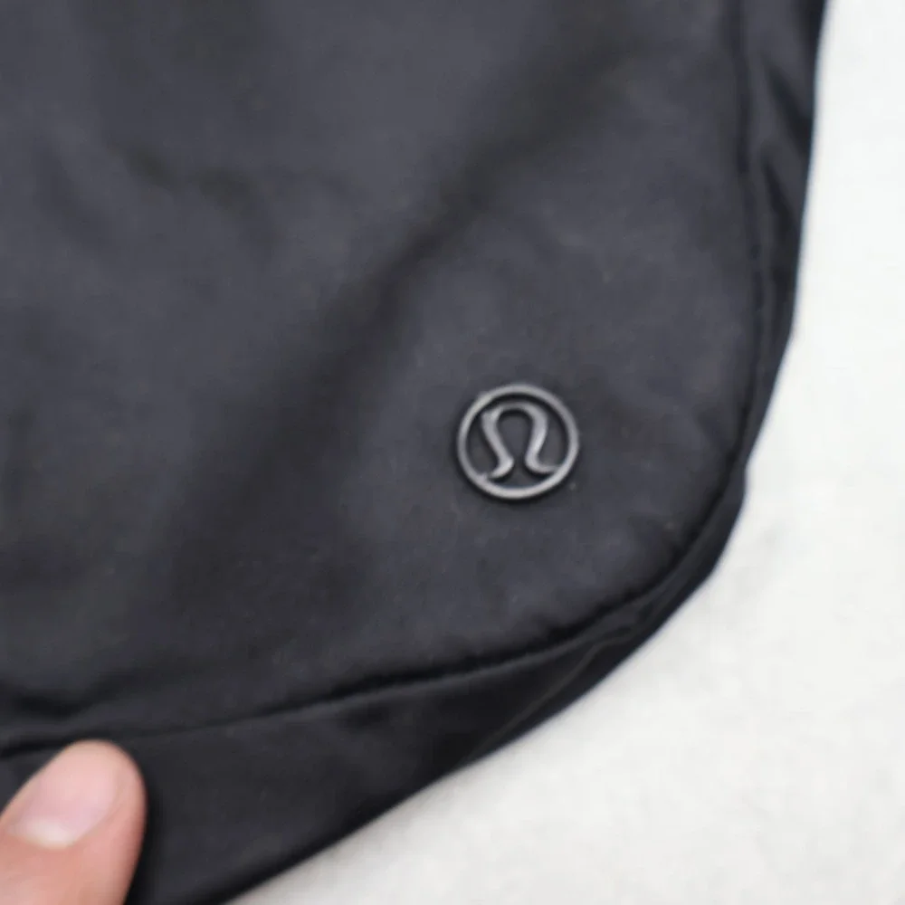 Lululemon Bag Womens OS Black All Night Festival Water Repellant Sling Crossbody